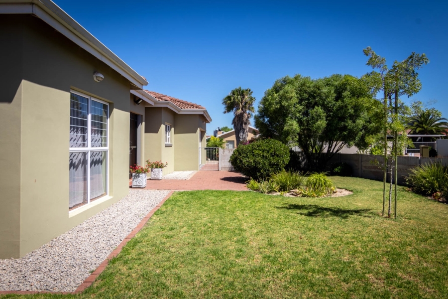 3 Bedroom Property for Sale in Port Owen Western Cape